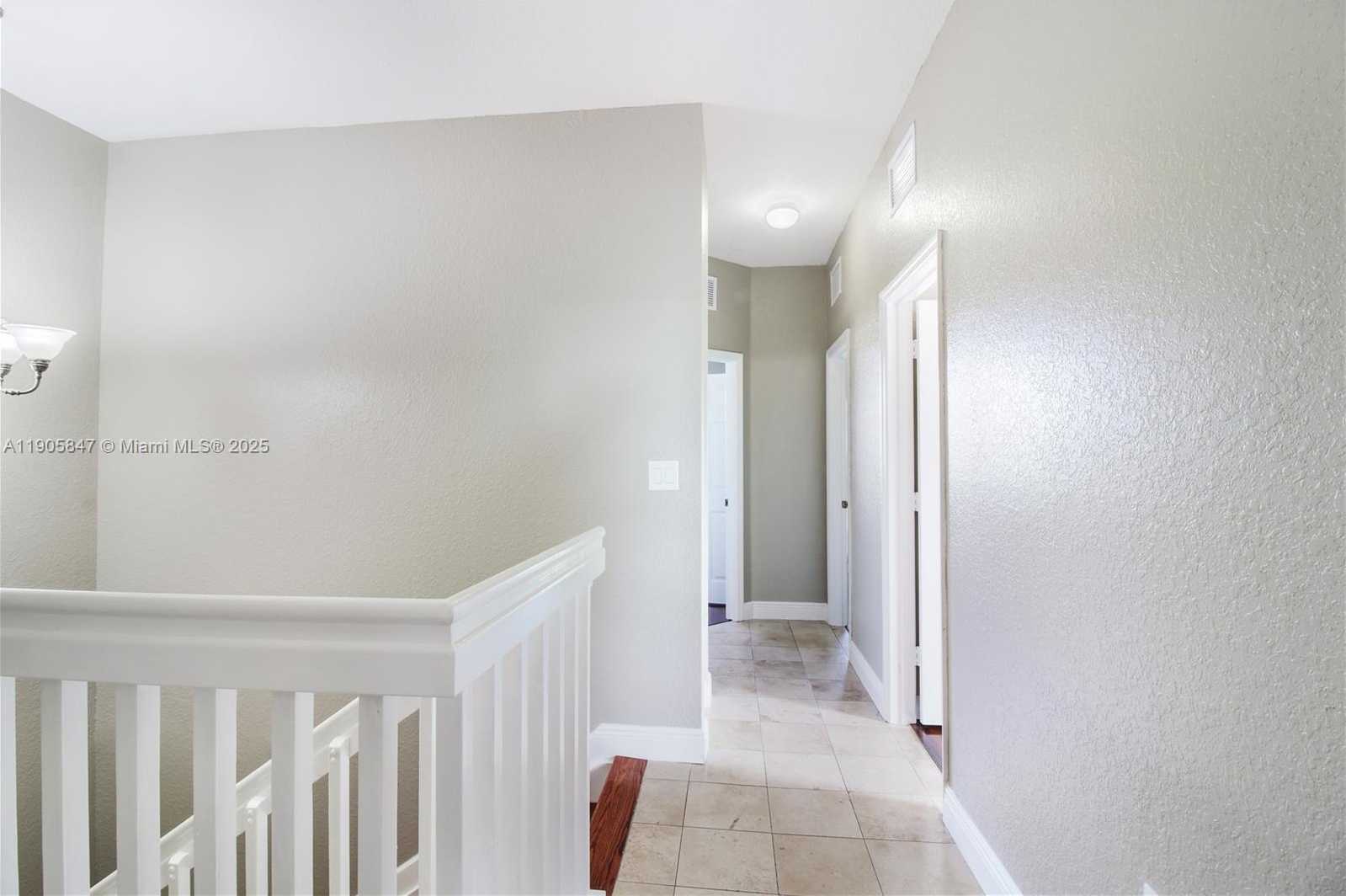 Small Image of 12844 SOUTH WEST 133 TERRACE, Miami Number 19