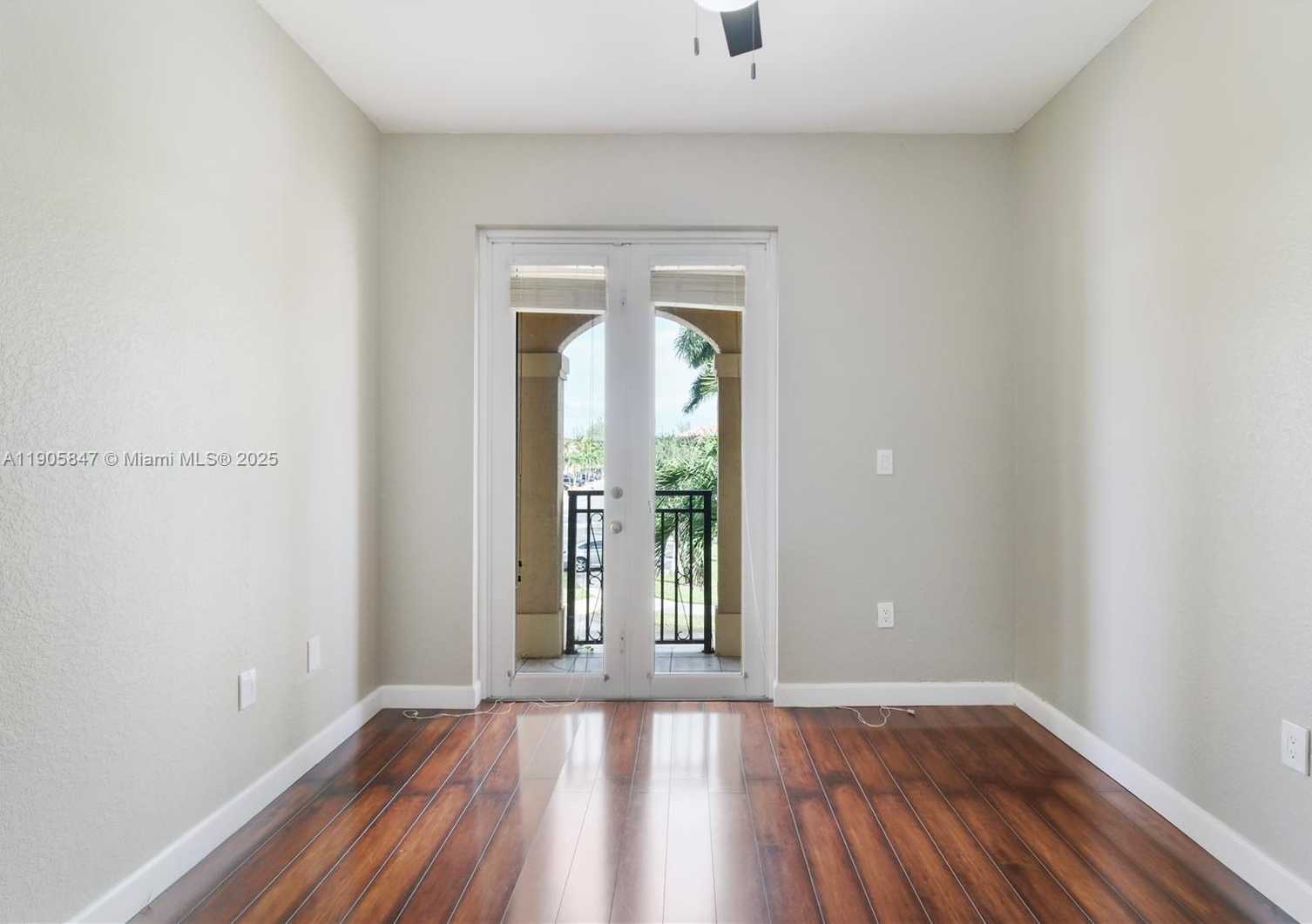 Small Image of 12844 SOUTH WEST 133 TERRACE, Miami Number 30