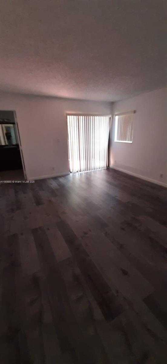 Small Image of 9912 SOUTH WEST 147TH PL, Miami Number 10