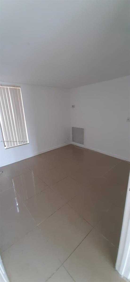 Small Image of 9912 SOUTH WEST 147TH PL, Miami Number 12
