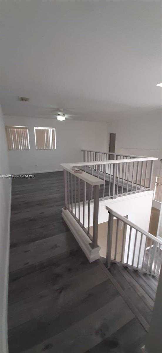 Small Image of 9912 SOUTH WEST 147TH PL, Miami Number 19