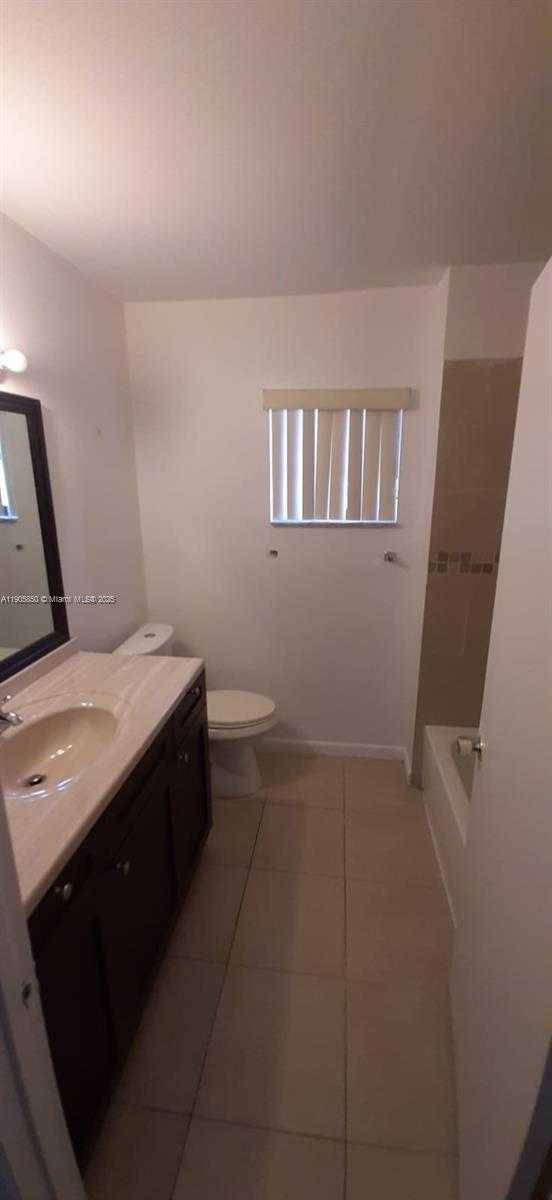 Small Image of 9912 SOUTH WEST 147TH PL, Miami Number 21