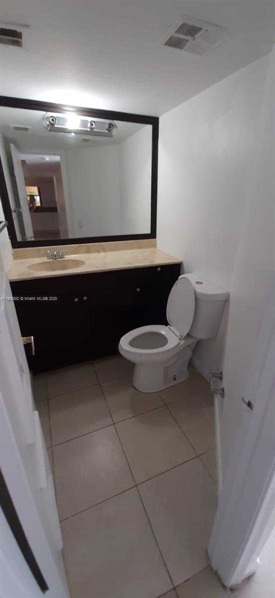 Small Image of 9912 SOUTH WEST 147TH PL, Miami Number 22