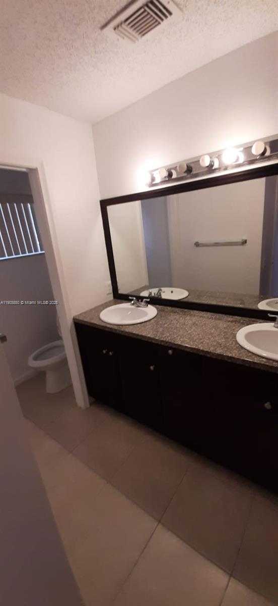 Small Image of 9912 SOUTH WEST 147TH PL, Miami Number 26