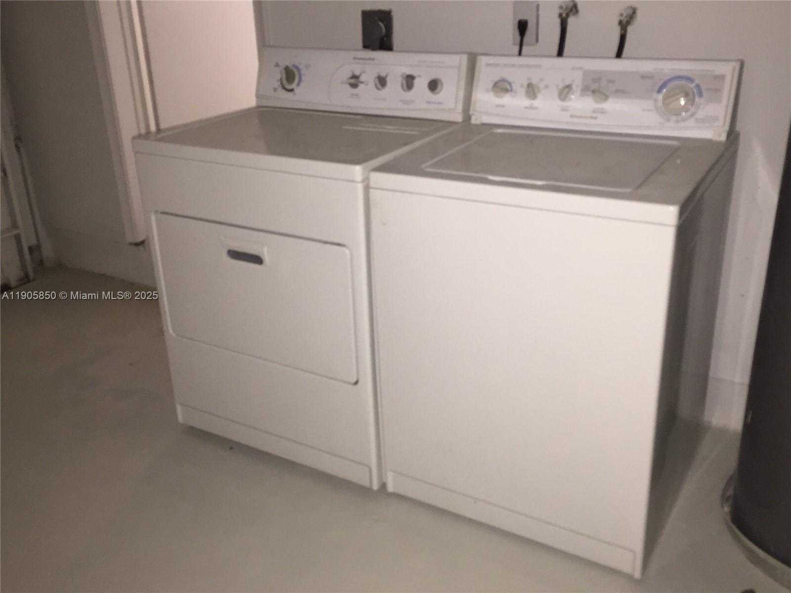 Small Image of 9912 SOUTH WEST 147TH PL, Miami Number 29