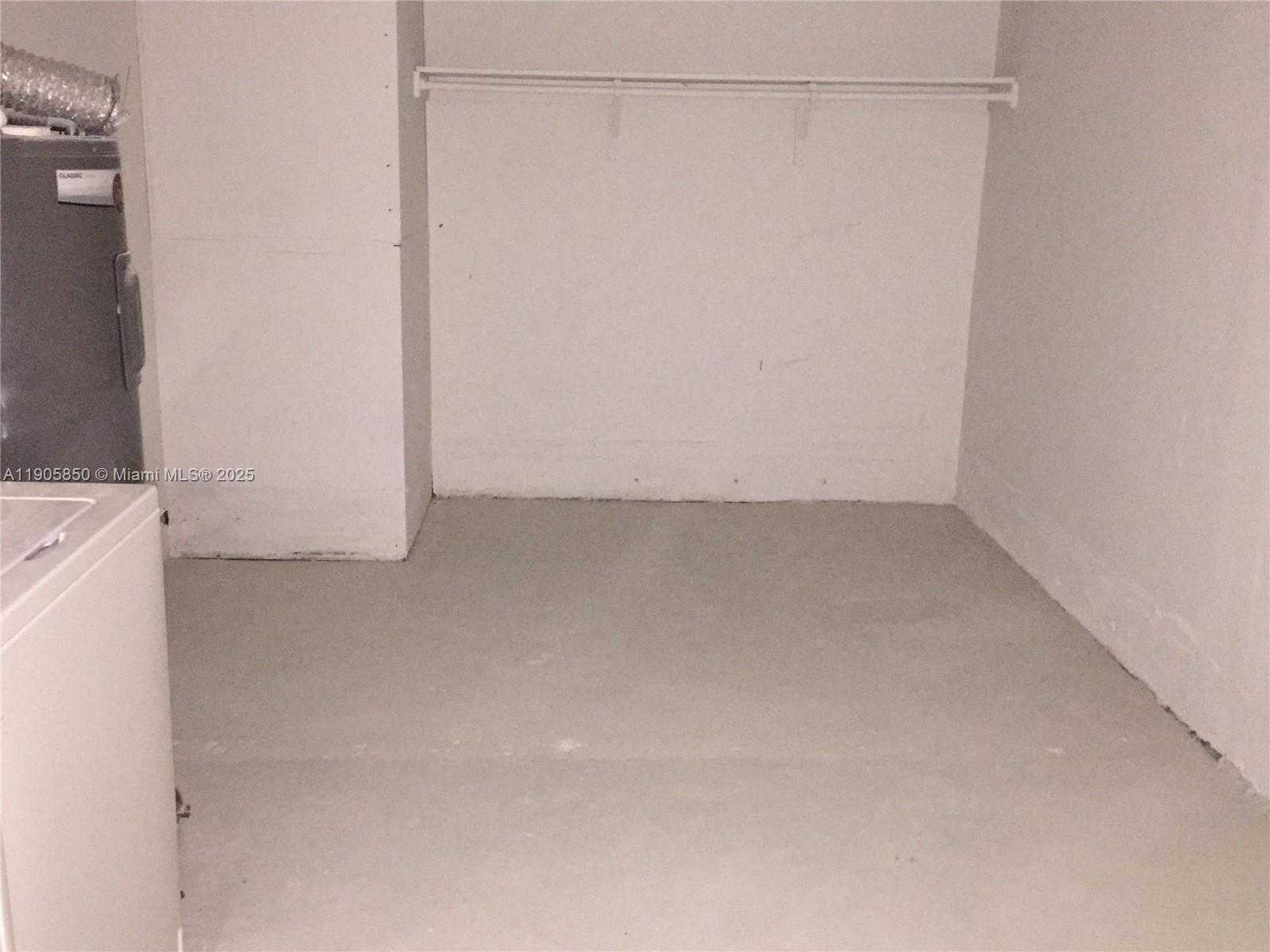 Small Image of 9912 SOUTH WEST 147TH PL, Miami Number 30