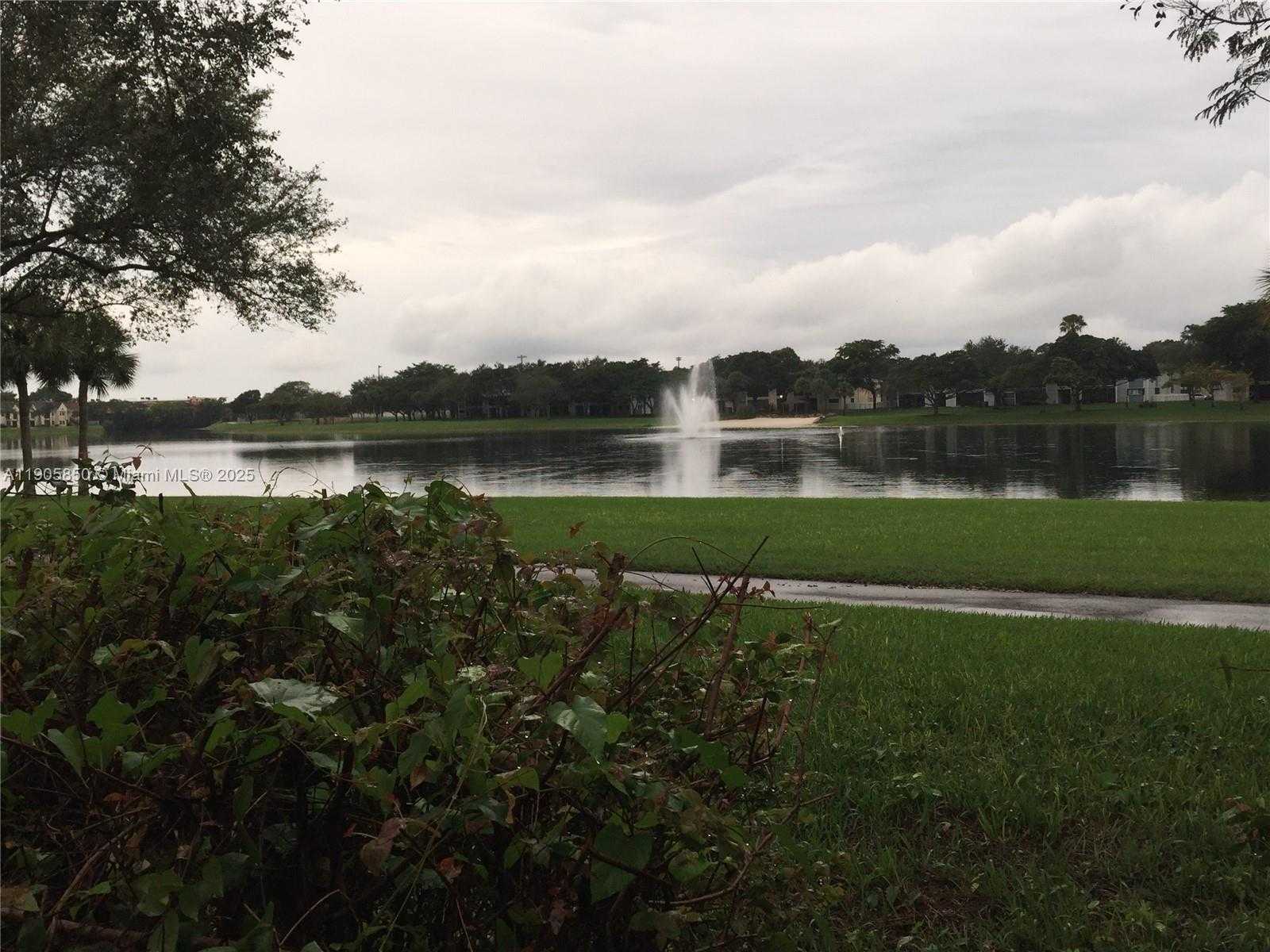 Small Image of 9912 SOUTH WEST 147TH PL, Miami Number 33