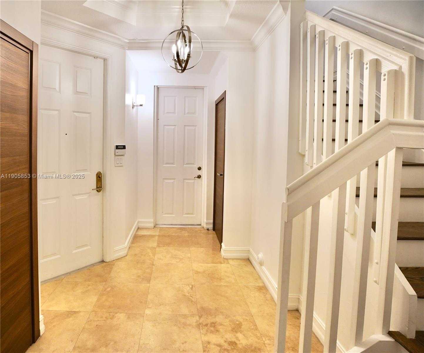 Small Image of 615 SANTANDER AVE #B, Coral Gables Number 19