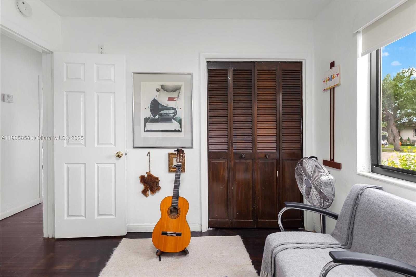 Small Image of 8531 SOUTH WEST 27TH TER, Miami Number 14