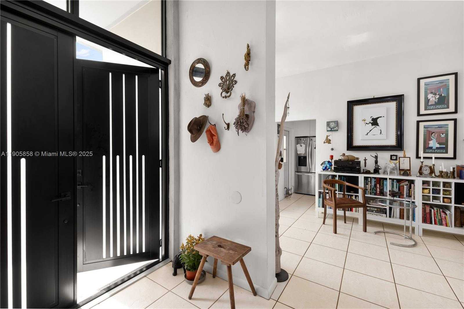 Small Image of 8531 SOUTH WEST 27TH TER, Miami Number 16