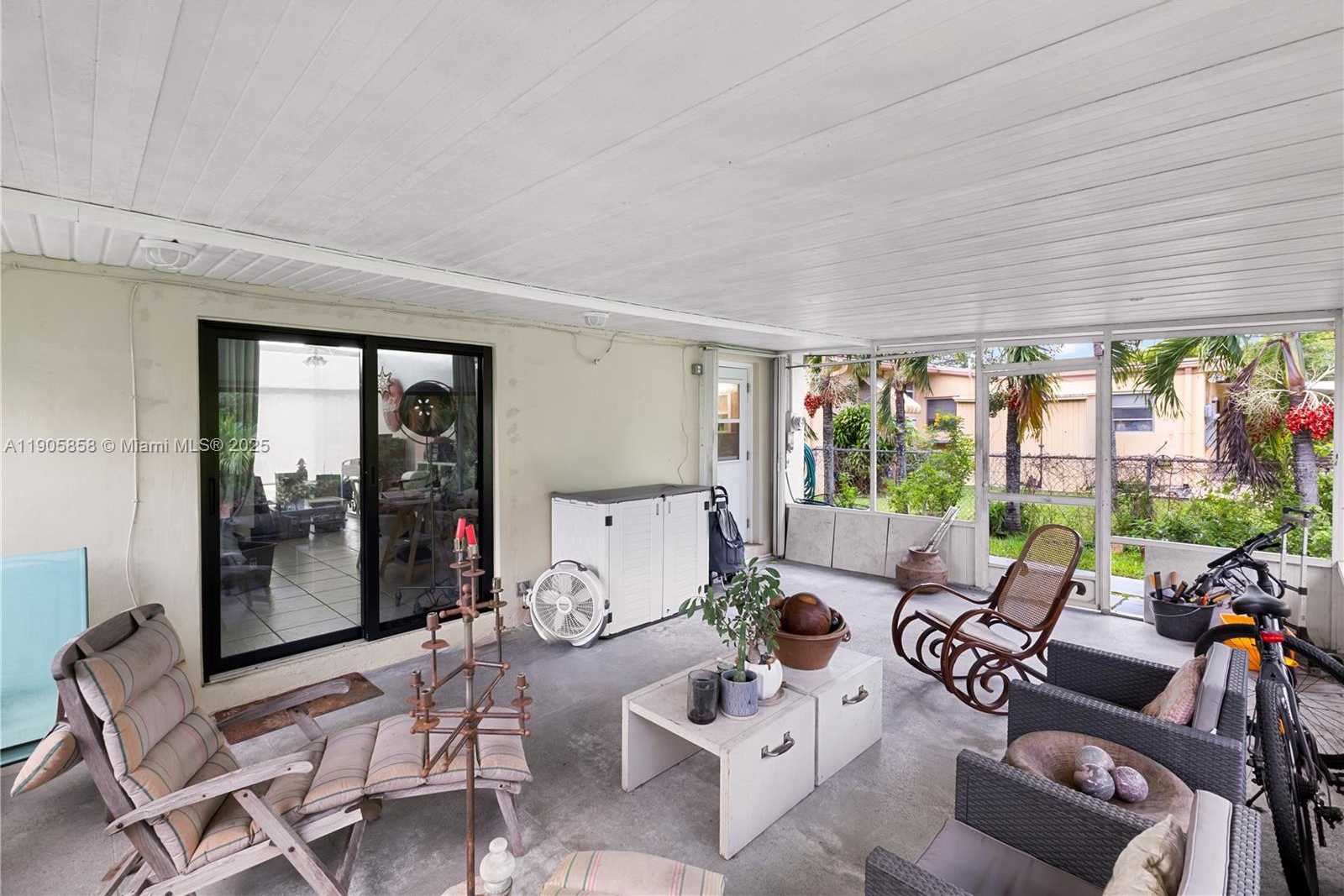 Small Image of 8531 SOUTH WEST 27TH TER, Miami Number 17