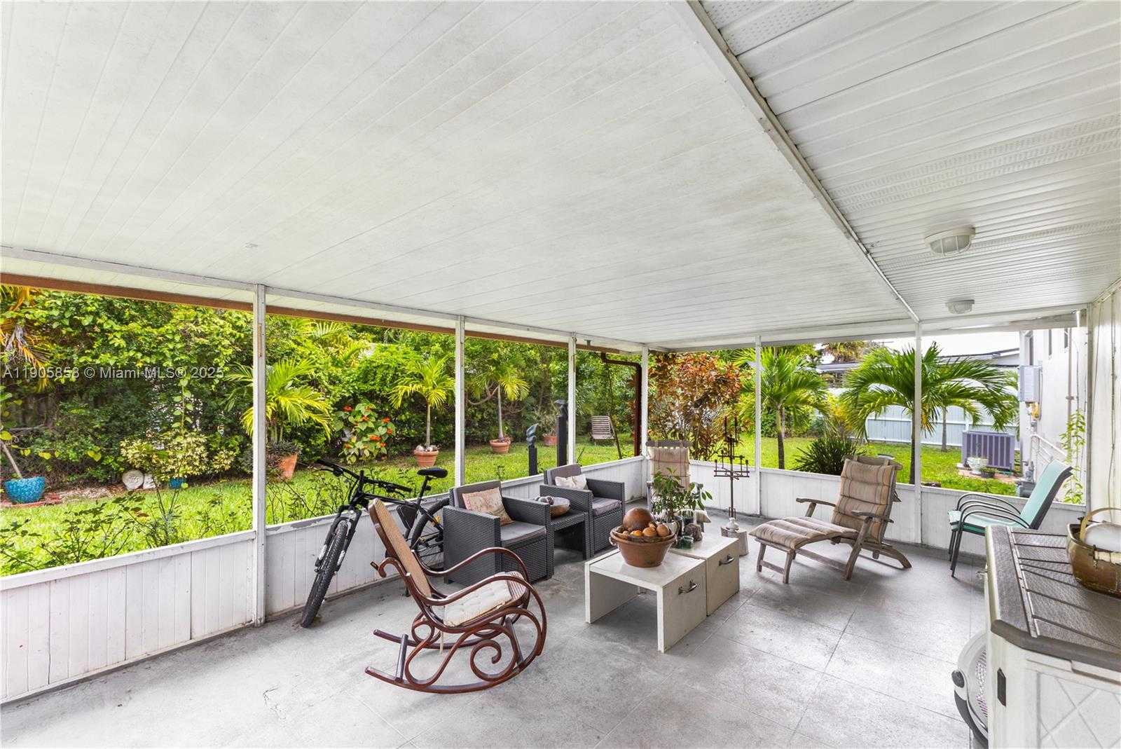 Small Image of 8531 SOUTH WEST 27TH TER, Miami Number 4