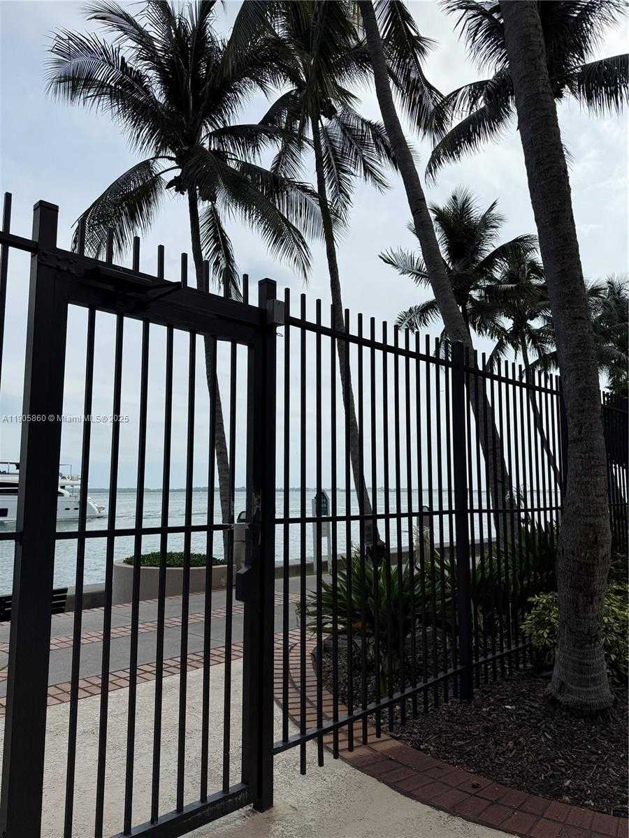 Small Image of 540 BRICKELL KEY DR #212, Miami Number 23