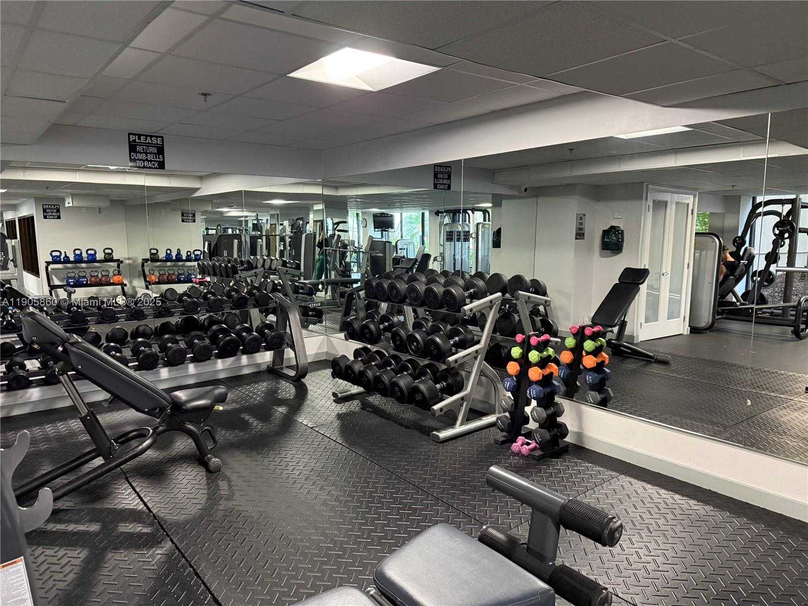 Small Image of 540 BRICKELL KEY DR #212, Miami Number 29