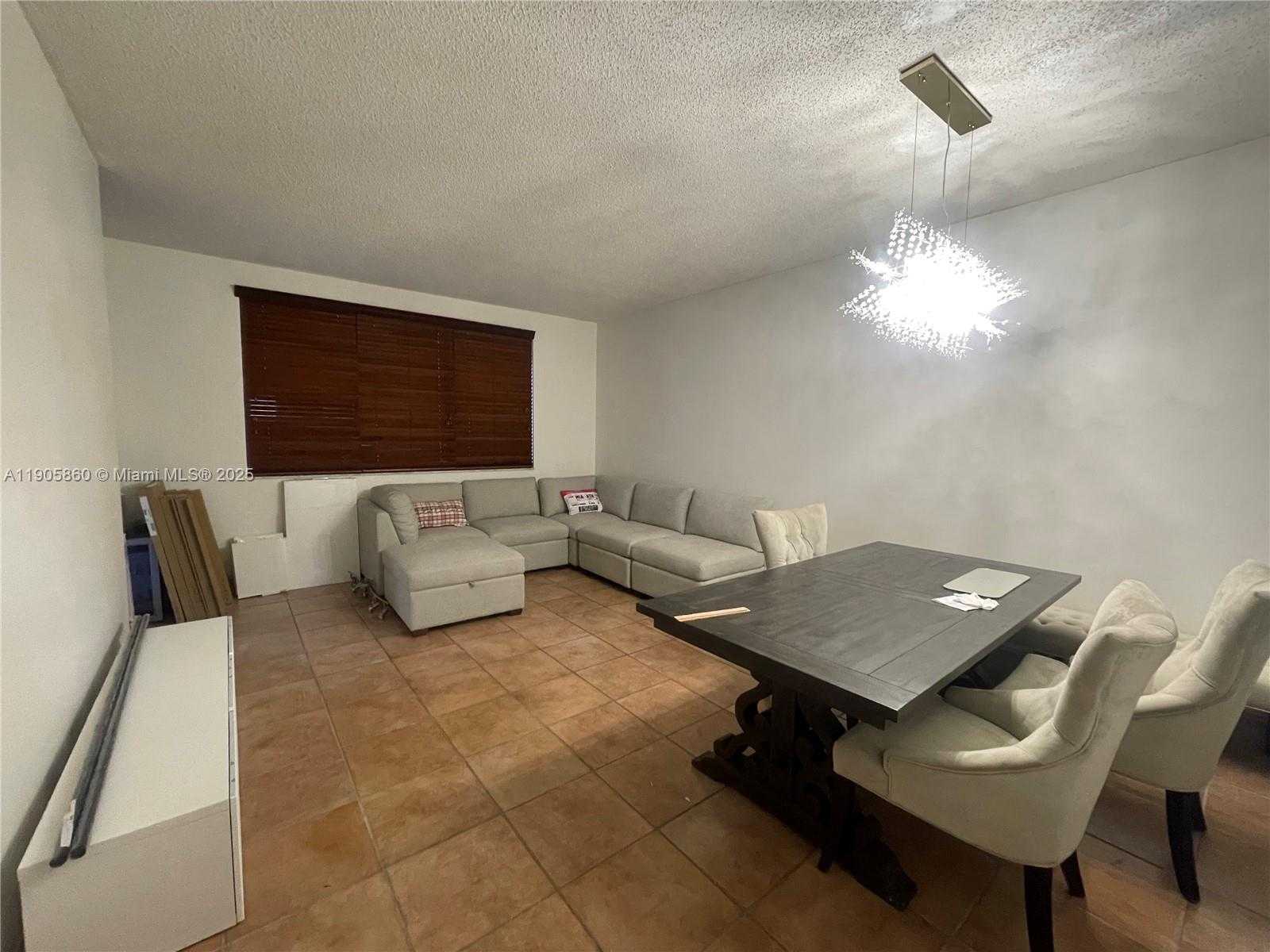 Small Image of 540 BRICKELL KEY DR #212, Miami Number 8