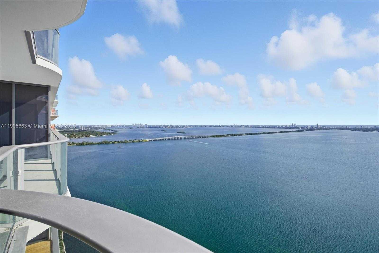 Small Image of 700 NORTH EAST 24 ST #3804, Miami Number 4