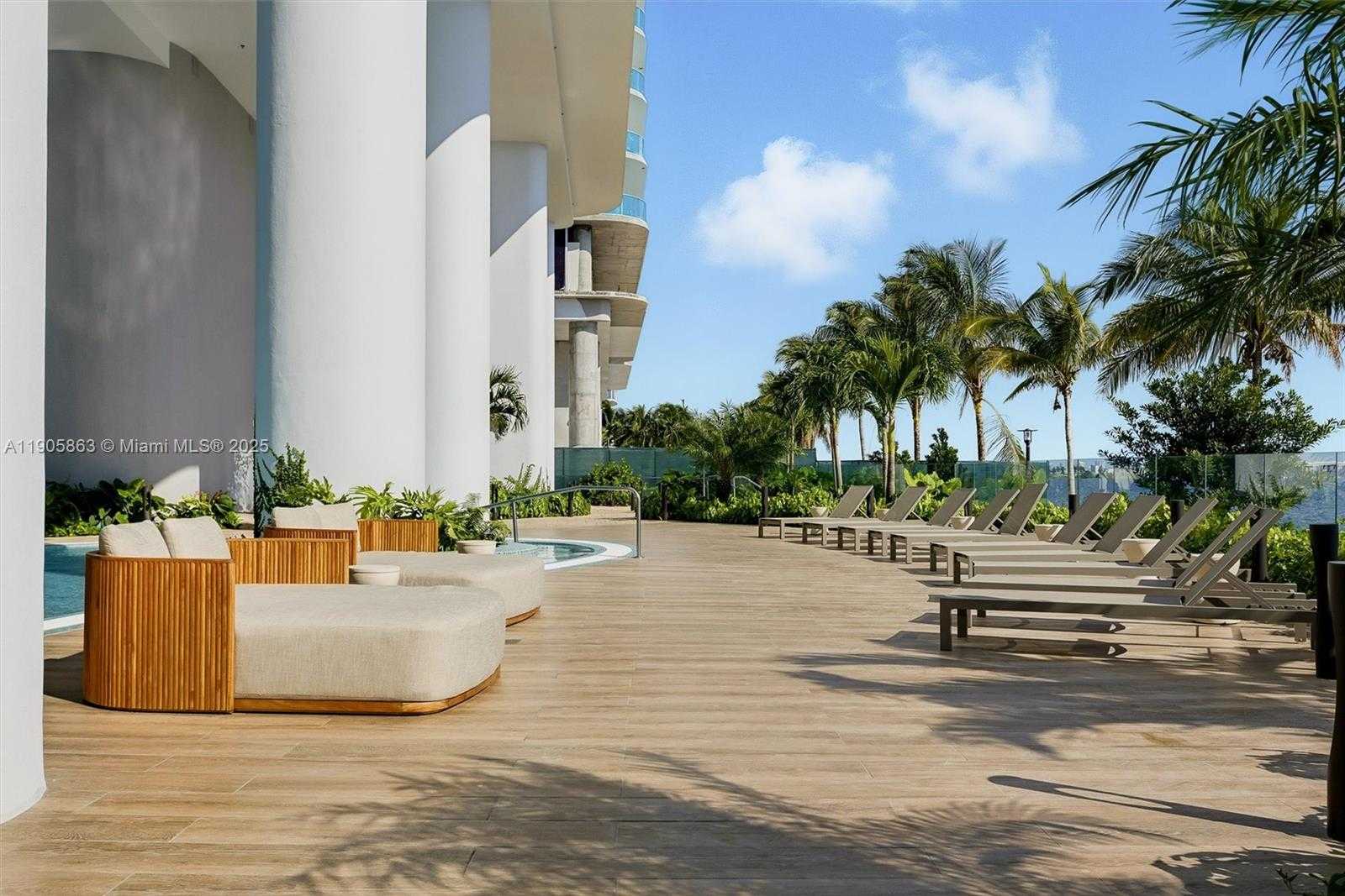 Small Image of 700 NORTH EAST 24 ST #3804, Miami Number 61