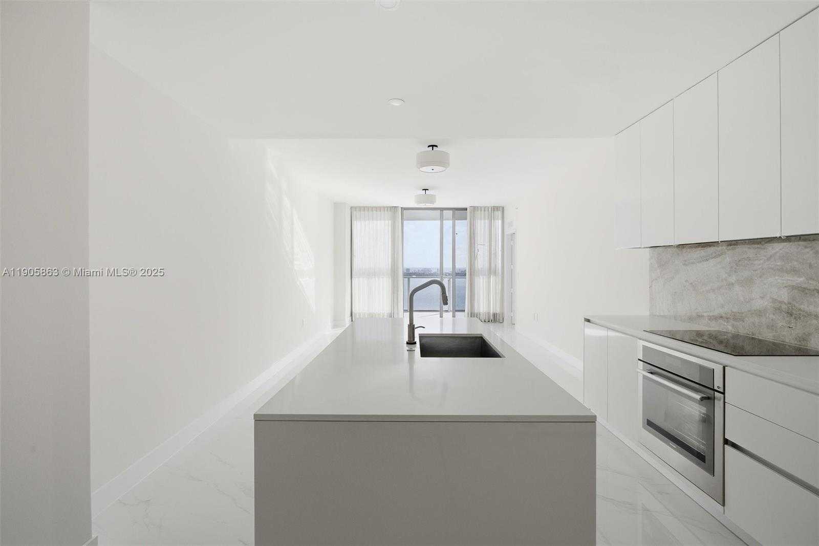 Small Image of 700 NORTH EAST 24 ST #3804, Miami Number 9