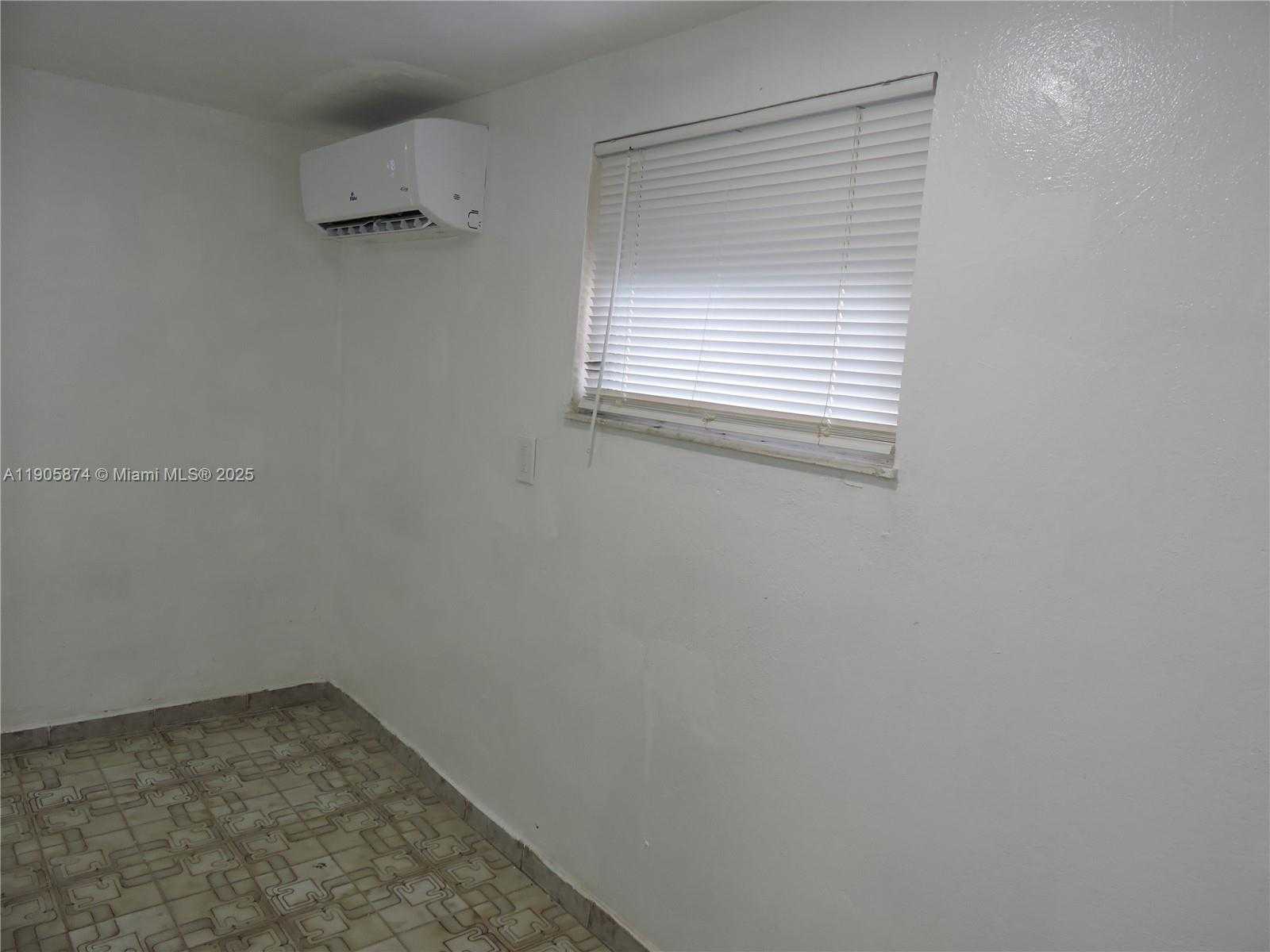 Small Image of 5451 WEST 10TH AVE #5, Hialeah Number 10