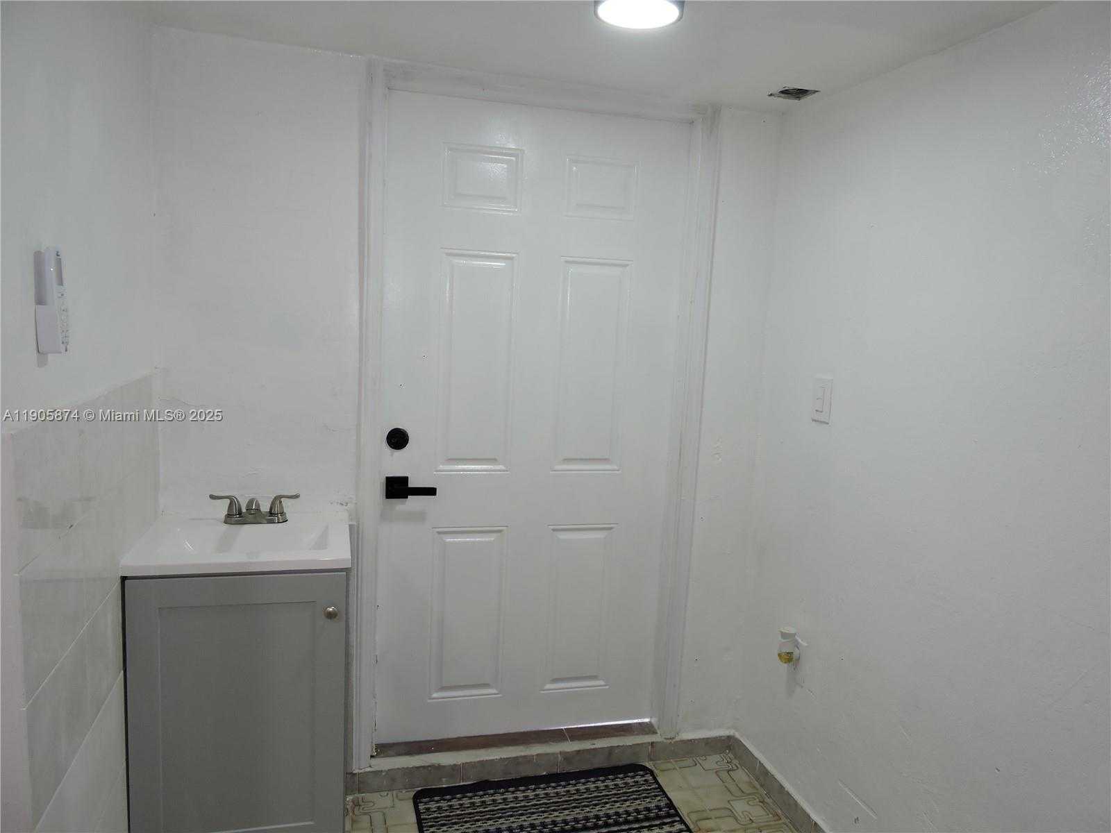 Small Image of 5451 WEST 10TH AVE #5, Hialeah Number 11