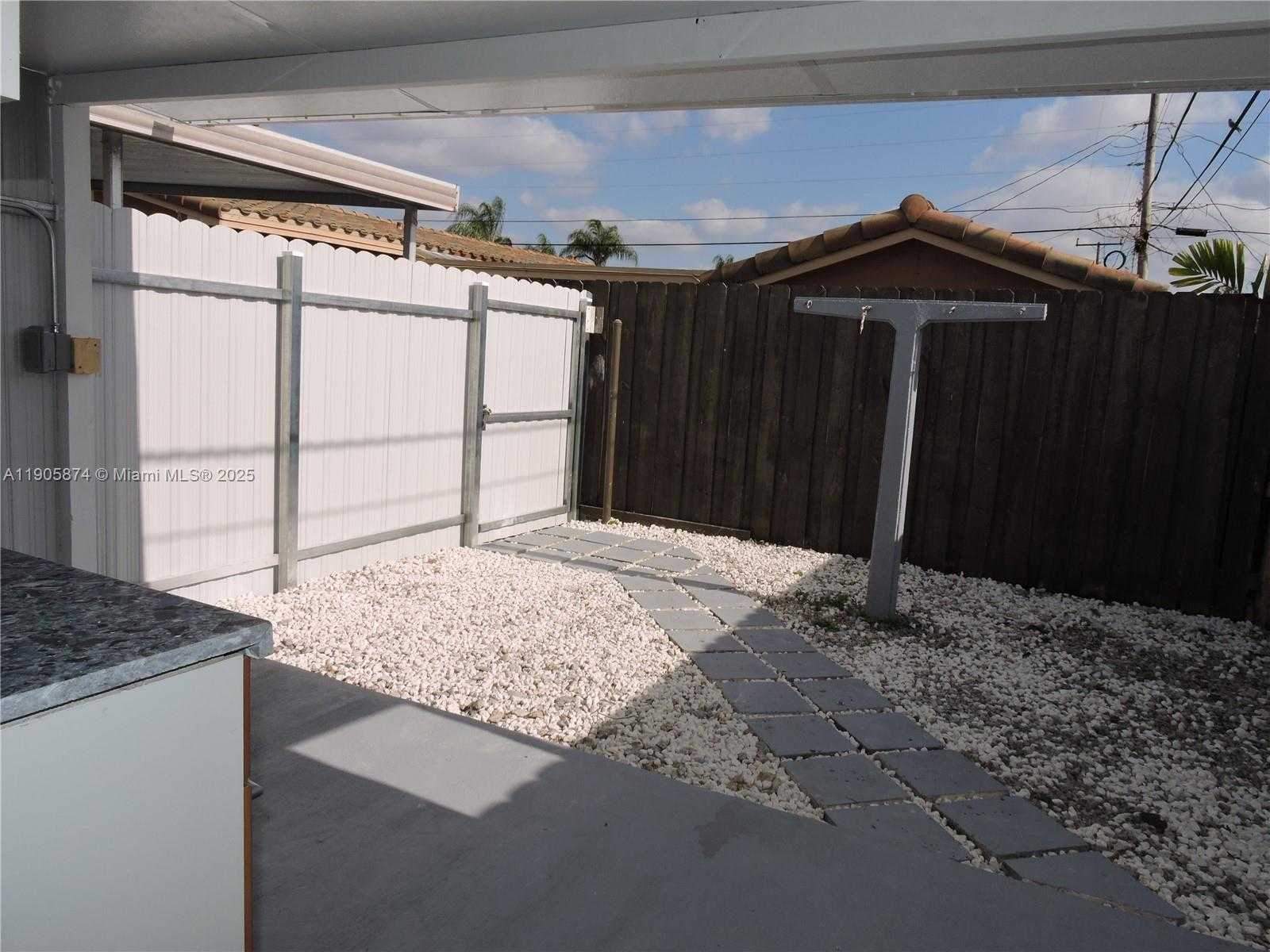 Small Image of 5451 WEST 10TH AVE #5, Hialeah Number 13