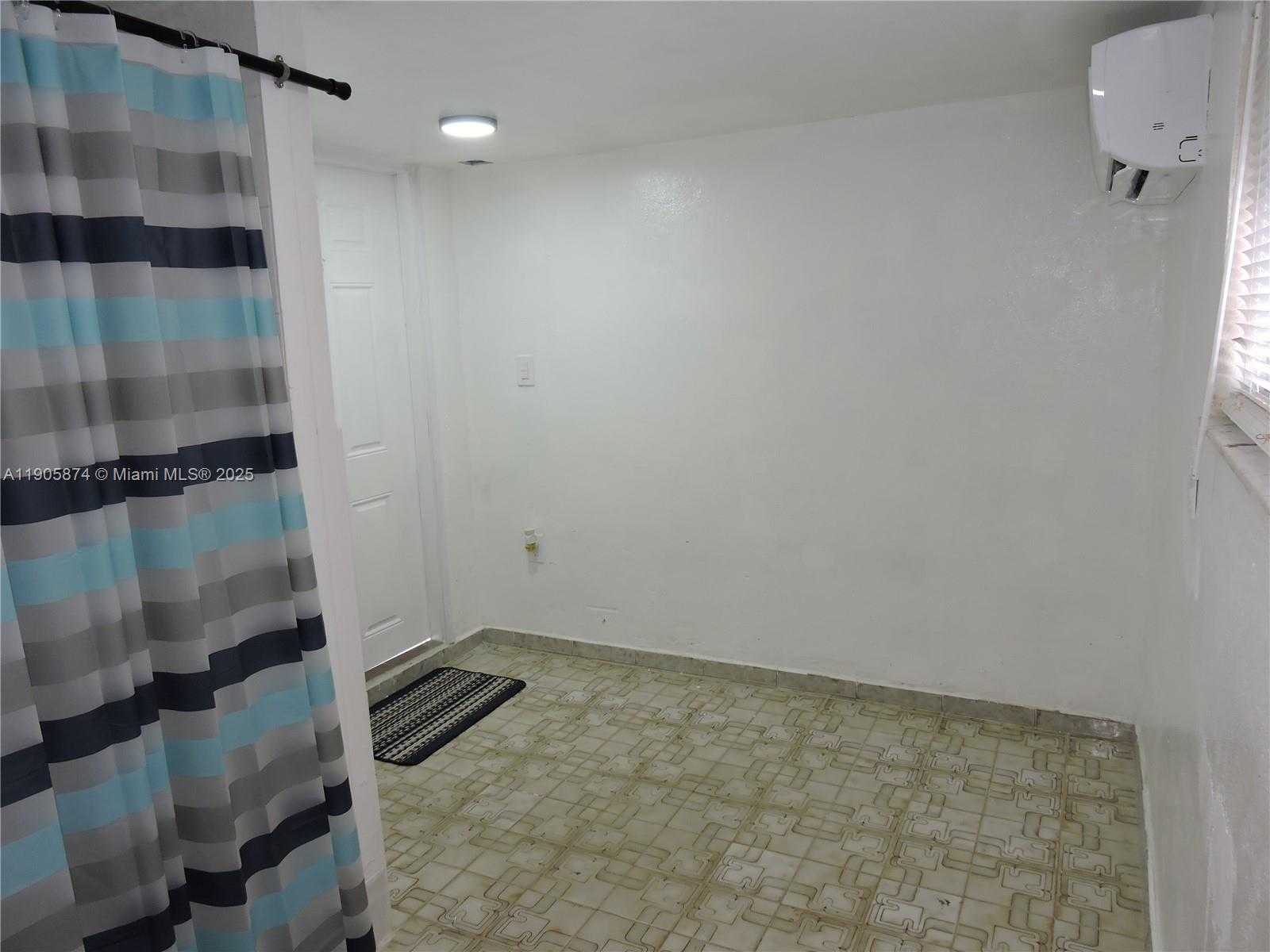Small Image of 5451 WEST 10TH AVE #5, Hialeah Number 7