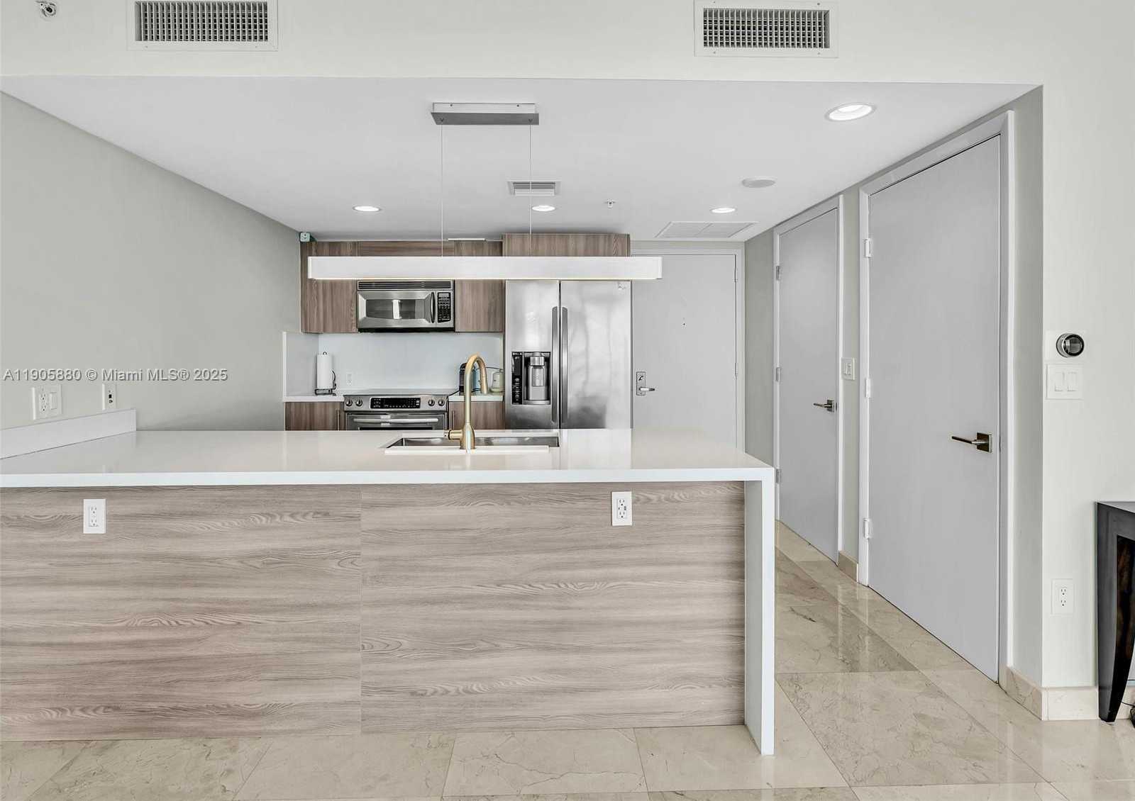 Small Image of 665 NORTH EAST 25TH ST #2104, Miami Number 11