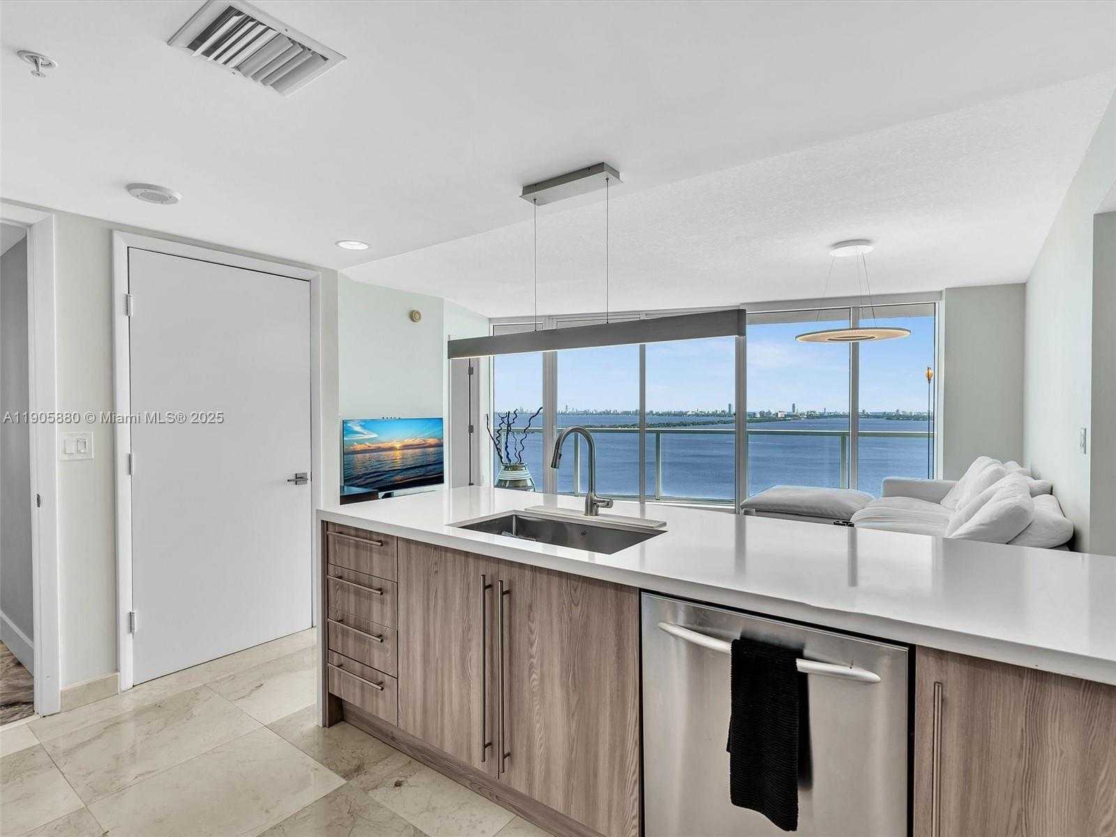 Small Image of 665 NORTH EAST 25TH ST #2104, Miami Number 9