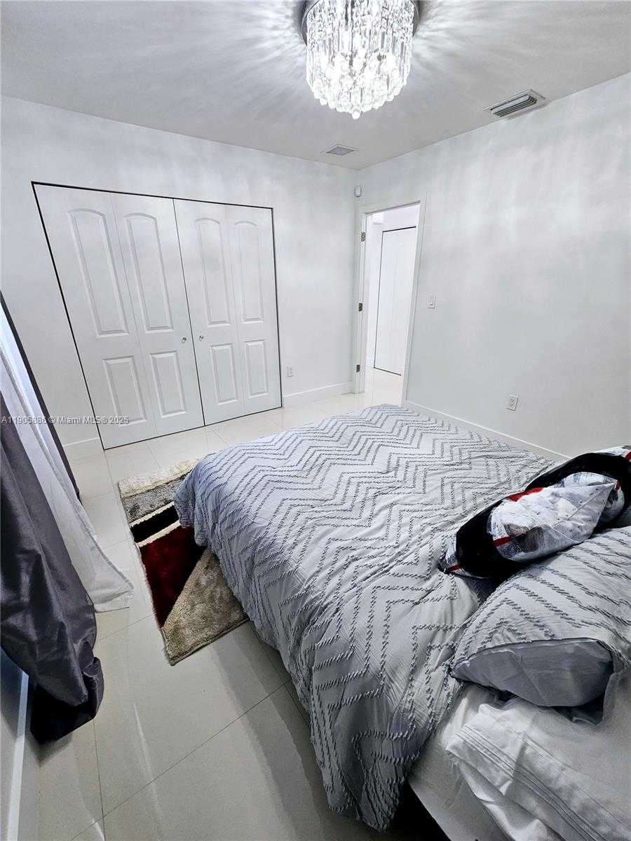 Small Image of 16138 SOUTH WEST 154TH CT, Miami Number 29