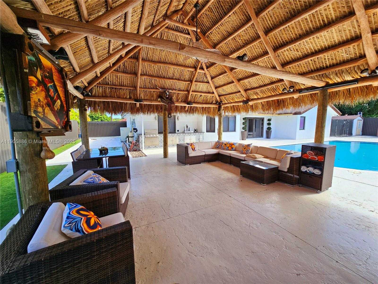 Small Image of 16138 SOUTH WEST 154TH CT, Miami Number 42