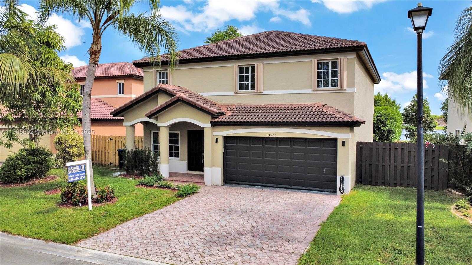 Small Image of 13505 SOUTH WEST 122ND AVE, Miami Number 2