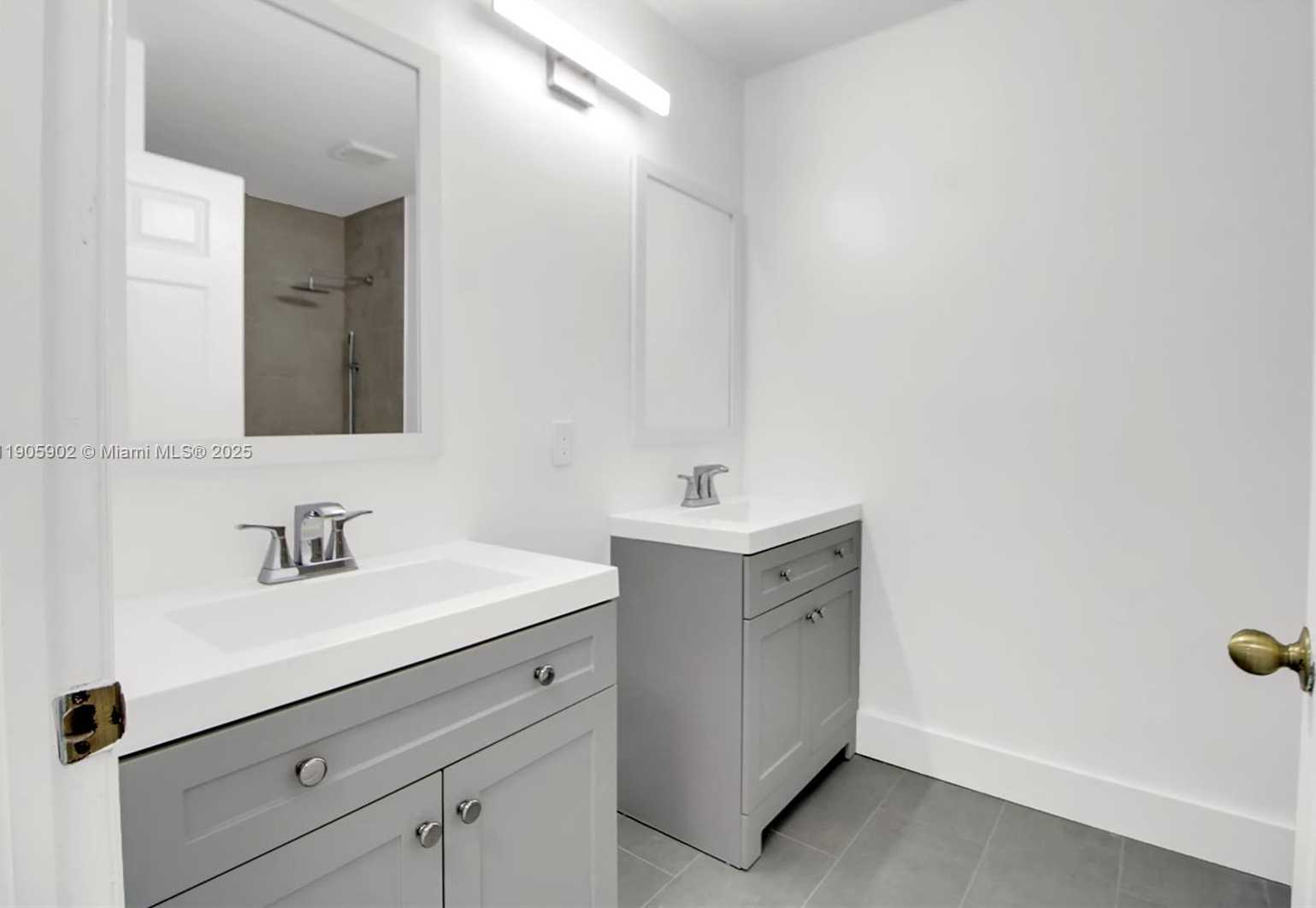 Small Image of 13505 SOUTH WEST 122ND AVE, Miami Number 28