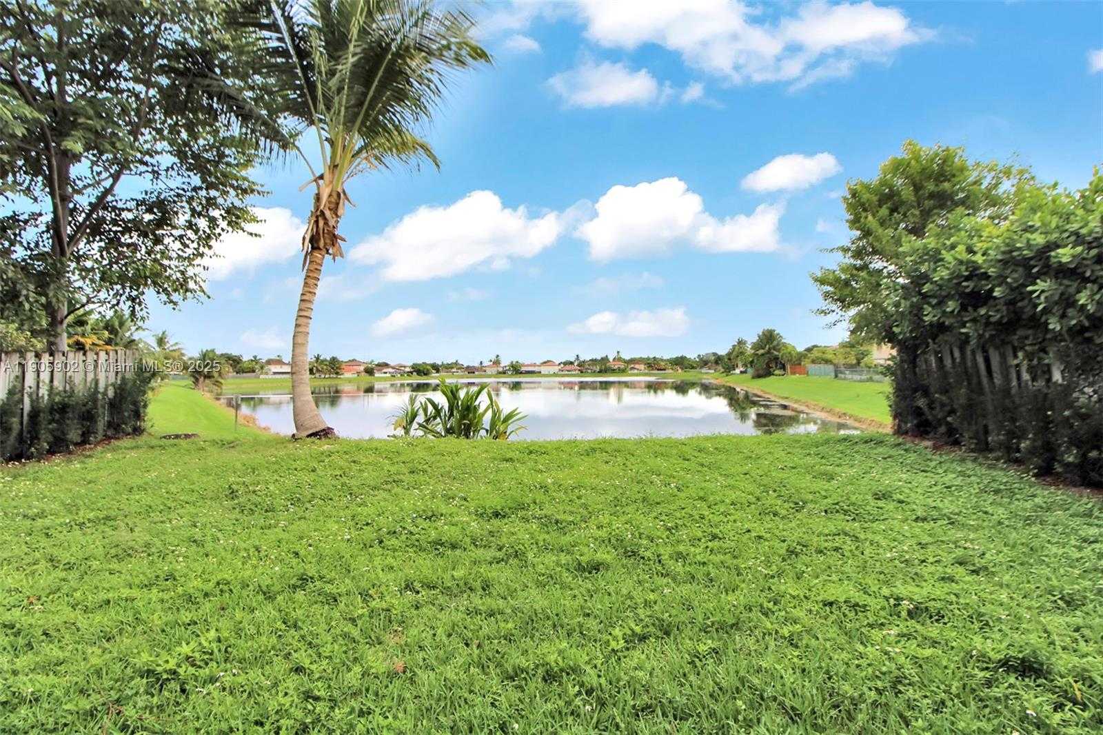 Small Image of 13505 SOUTH WEST 122ND AVE, Miami Number 37