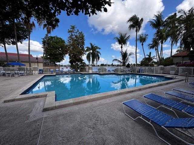 Small Image of 13505 SOUTH WEST 122ND AVE, Miami Number 46