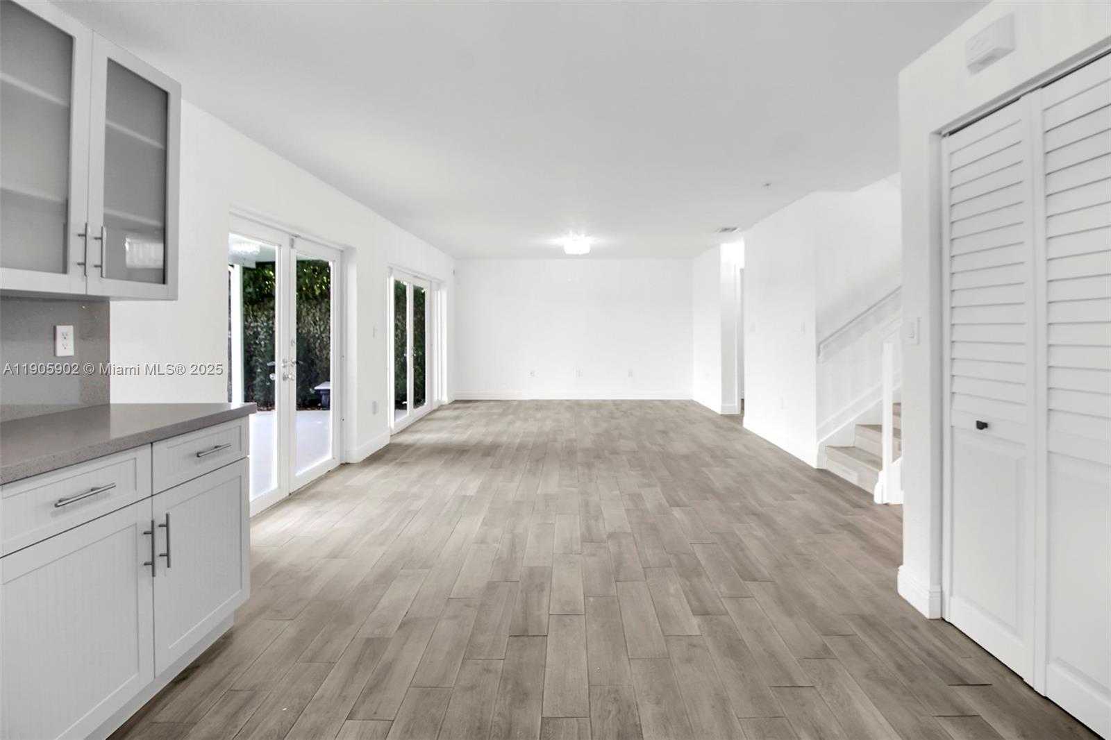 Small Image of 13505 SOUTH WEST 122ND AVE, Miami Number 8