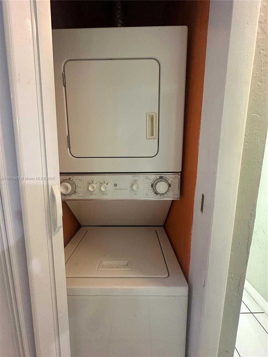 Small Image of 1275 WEST 35TH ST #60B, Hialeah Number 10