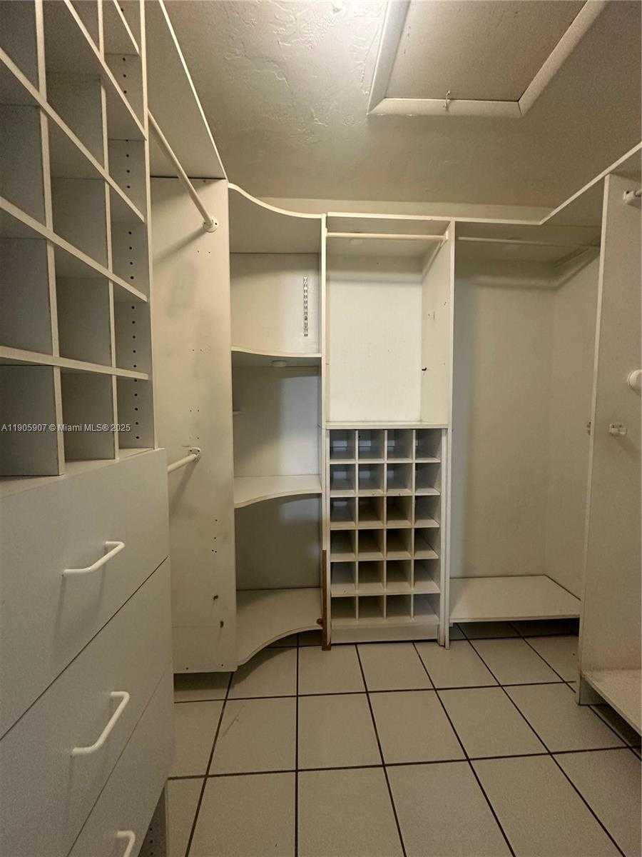 Small Image of 1275 WEST 35TH ST #60B, Hialeah Number 6