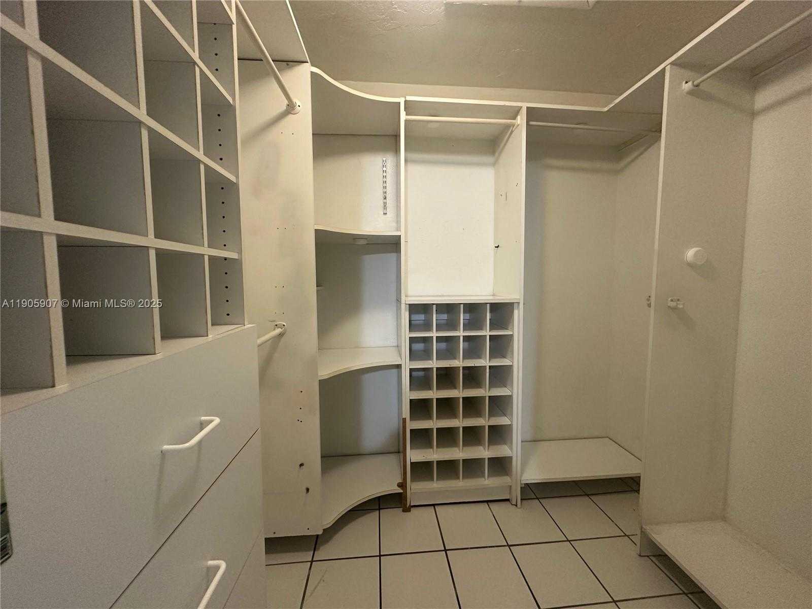 Small Image of 1275 WEST 35TH ST #60B, Hialeah Number 9