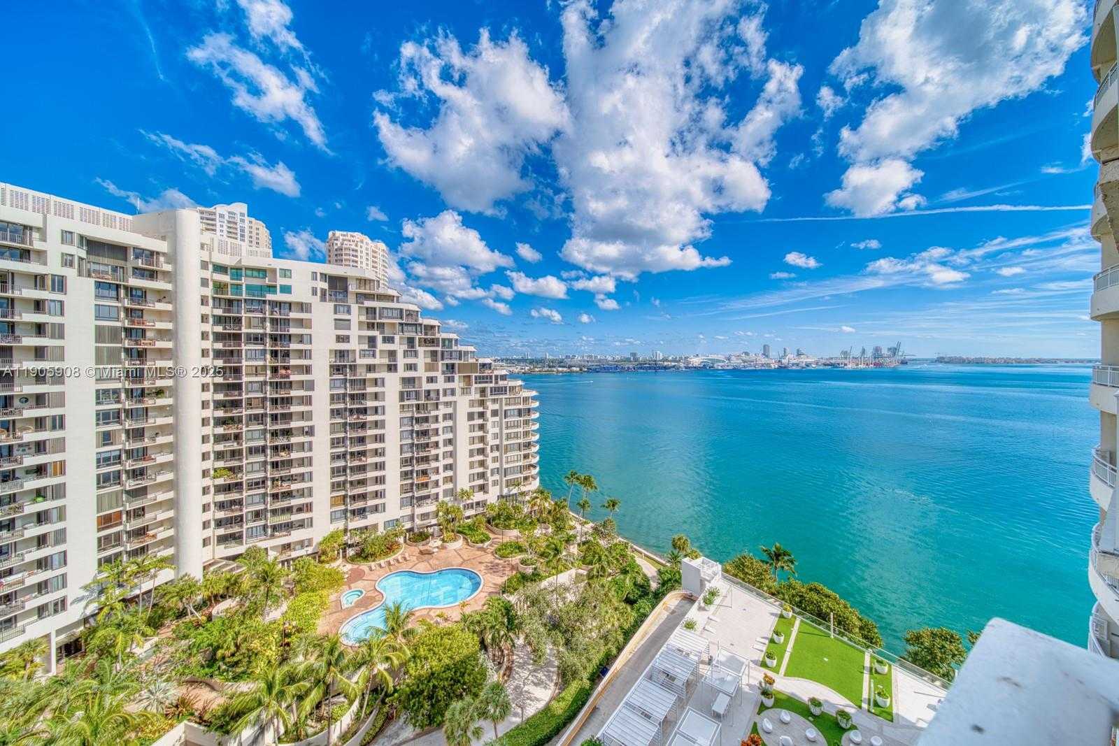Small Image of 770 CLAUGHTON ISLAND DR #1803, Miami Number 2