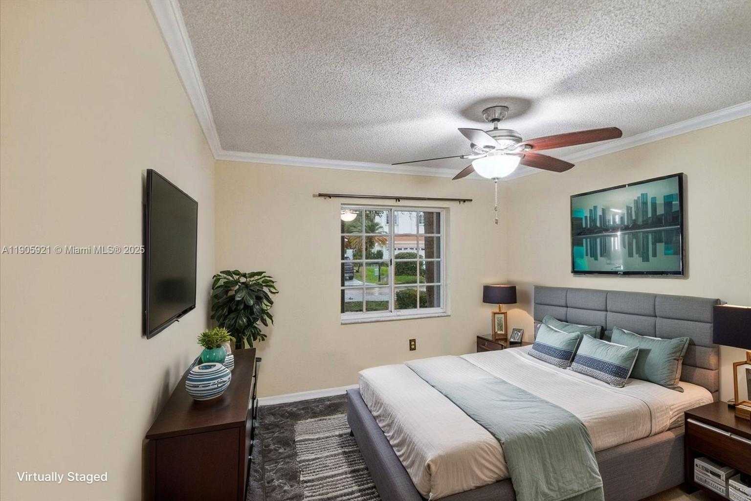 Small Image of 17610 SOUTH WEST 4TH CT, Pembroke Pines Number 16