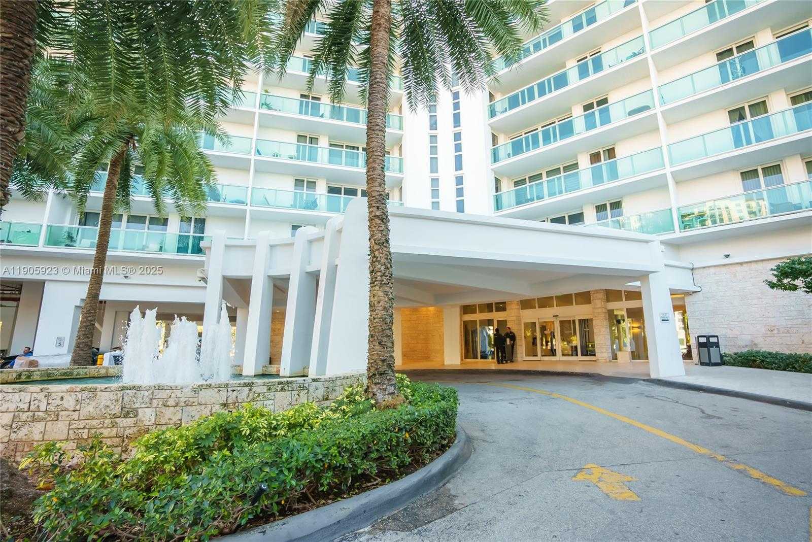 Small Image of 100 BAYVIEW DR #222, Sunny Isles Beach Number 36