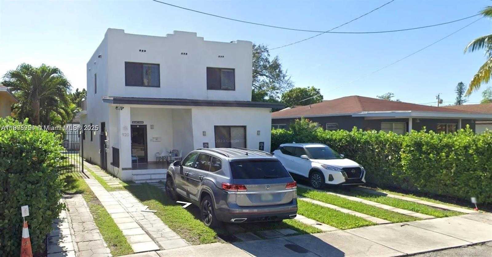 Small Image of 920 SOUTH WEST 9TH ST #A, Miami Number 1