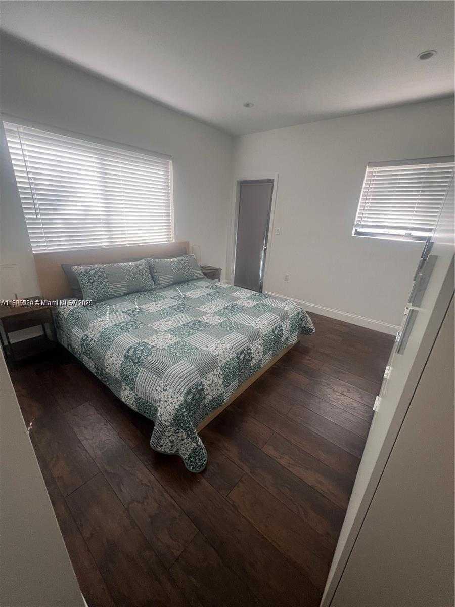 Small Image of 920 SOUTH WEST 9TH ST #A, Miami Number 13