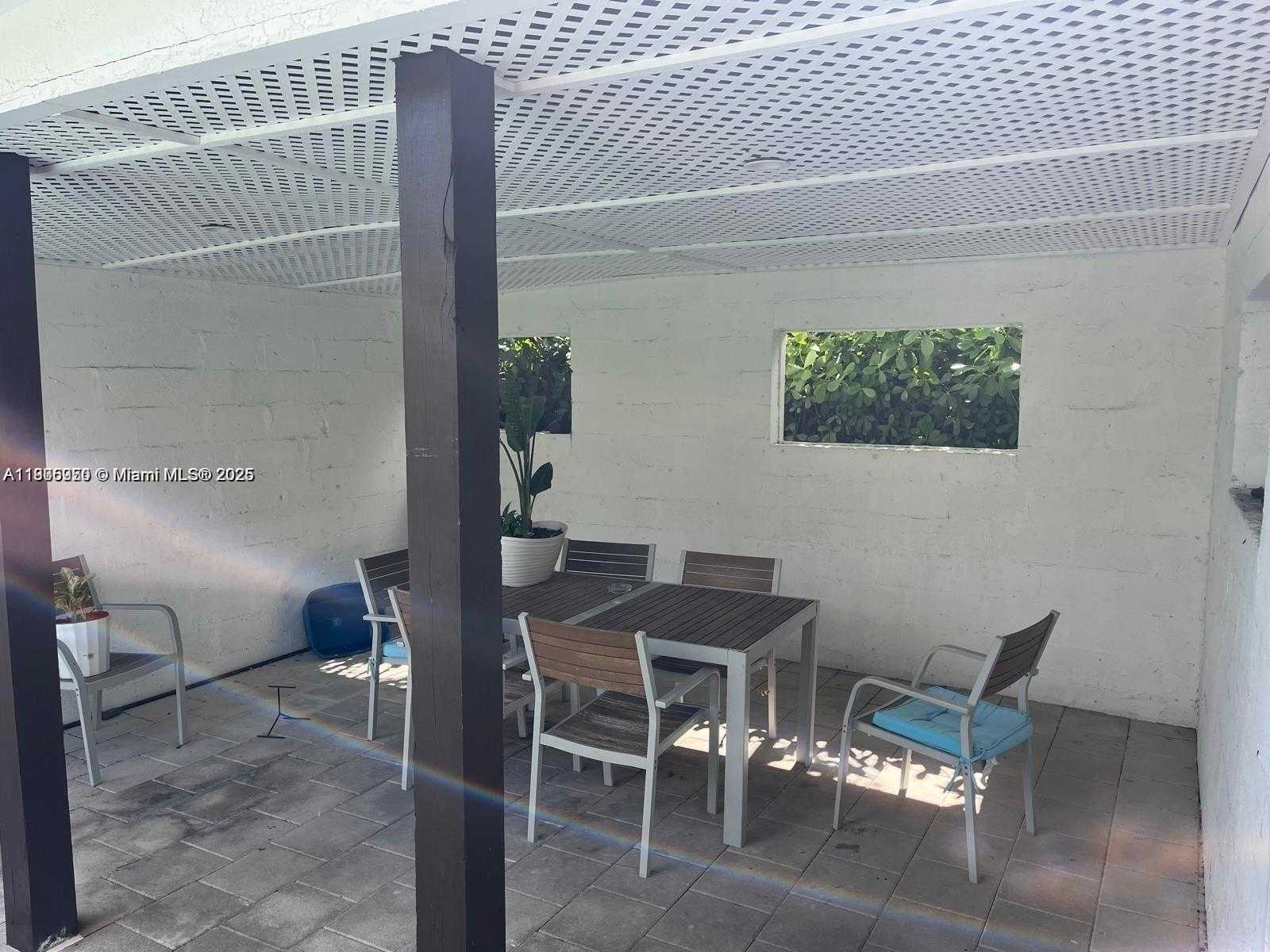 Small Image of 920 SOUTH WEST 9TH ST #A, Miami Number 15