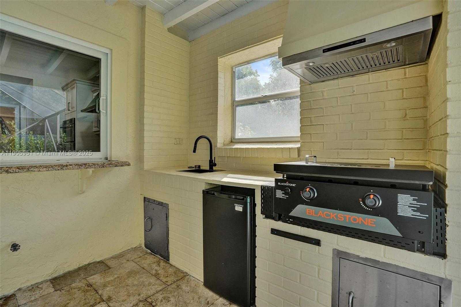 Small Image of 3801 NORTH WEST 27TH AVE, Boca Raton Number 19