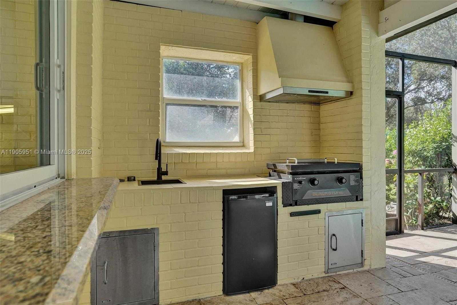 Small Image of 3801 NORTH WEST 27TH AVE, Boca Raton Number 20