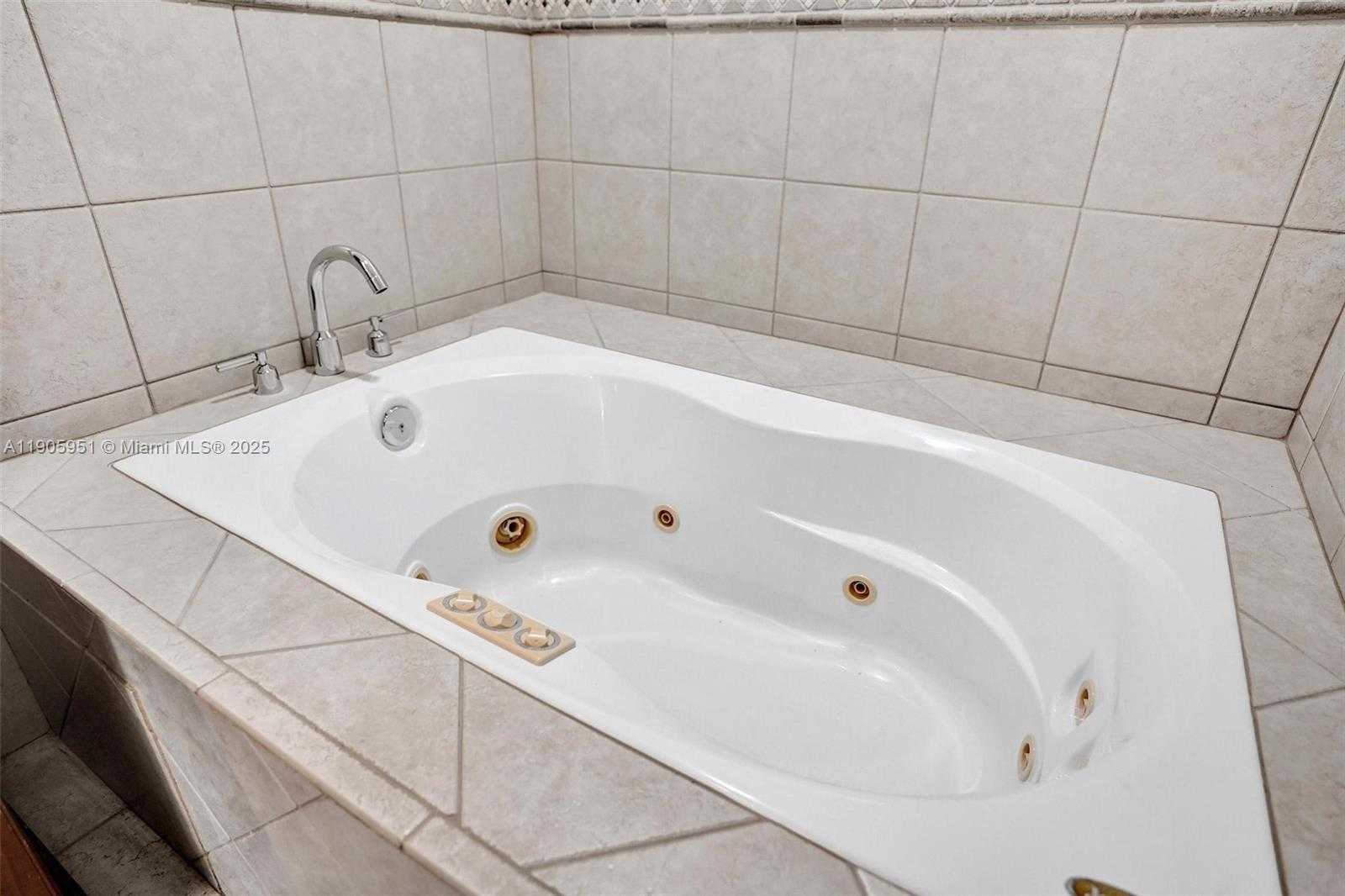 Small Image of 3801 NORTH WEST 27TH AVE, Boca Raton Number 57