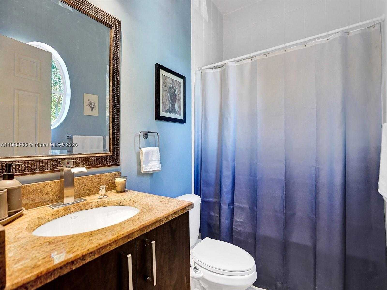 Small Image of 5922 SIENA LN, Hollywood Number 15