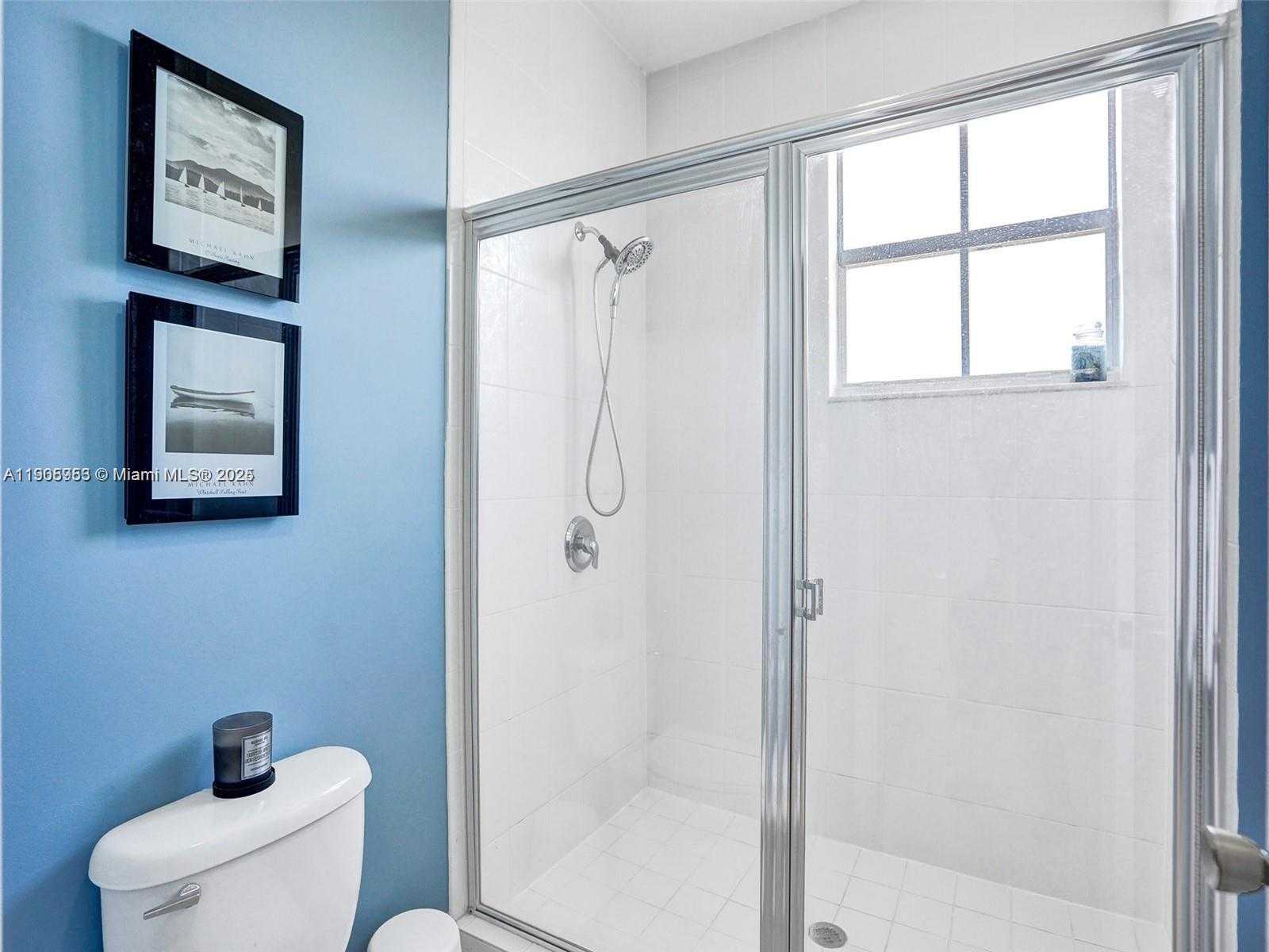 Small Image of 5922 SIENA LN, Hollywood Number 33