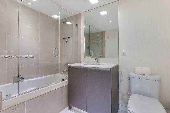 Small Image of 6620 INDIAN CREEK DR #508, Miami Beach Number 11